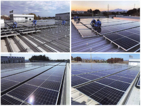 サニーシリングの工場建屋の屋根に設置された352枚の太陽光パネル